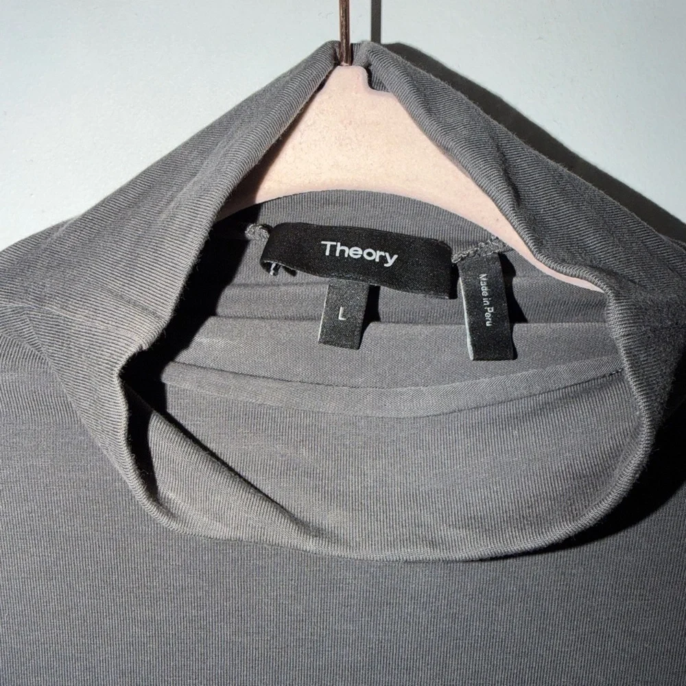 Theory Gray Pima Cotton Essential Turtleneck - Size L - Picture 5 of 6